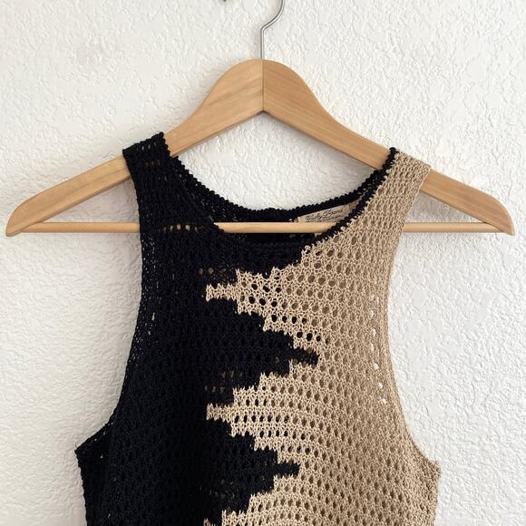 Lucky Brand Crochet Button-Back Tank Top Split Black Tan Boho Open Knit Medium - Picture 2 of 10